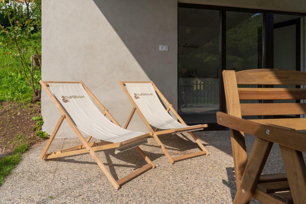The Foxhouse Hotell Tolmin Exteriör bild