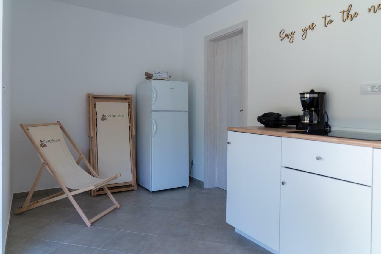 The Foxhouse Hotell Tolmin Exteriör bild